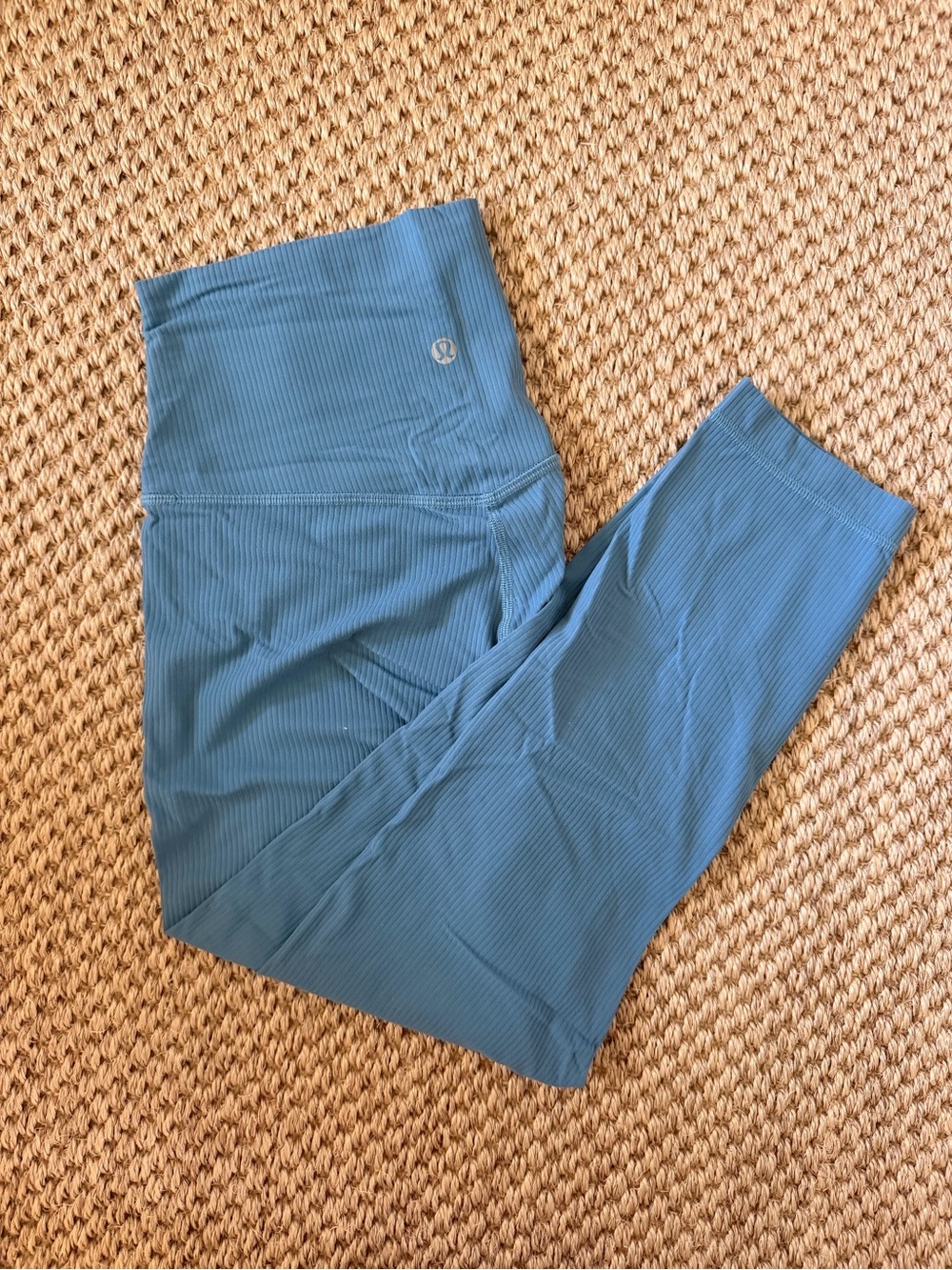 Lululemon Align Ribbed Leggings – Size 6 – Blue – Cropped